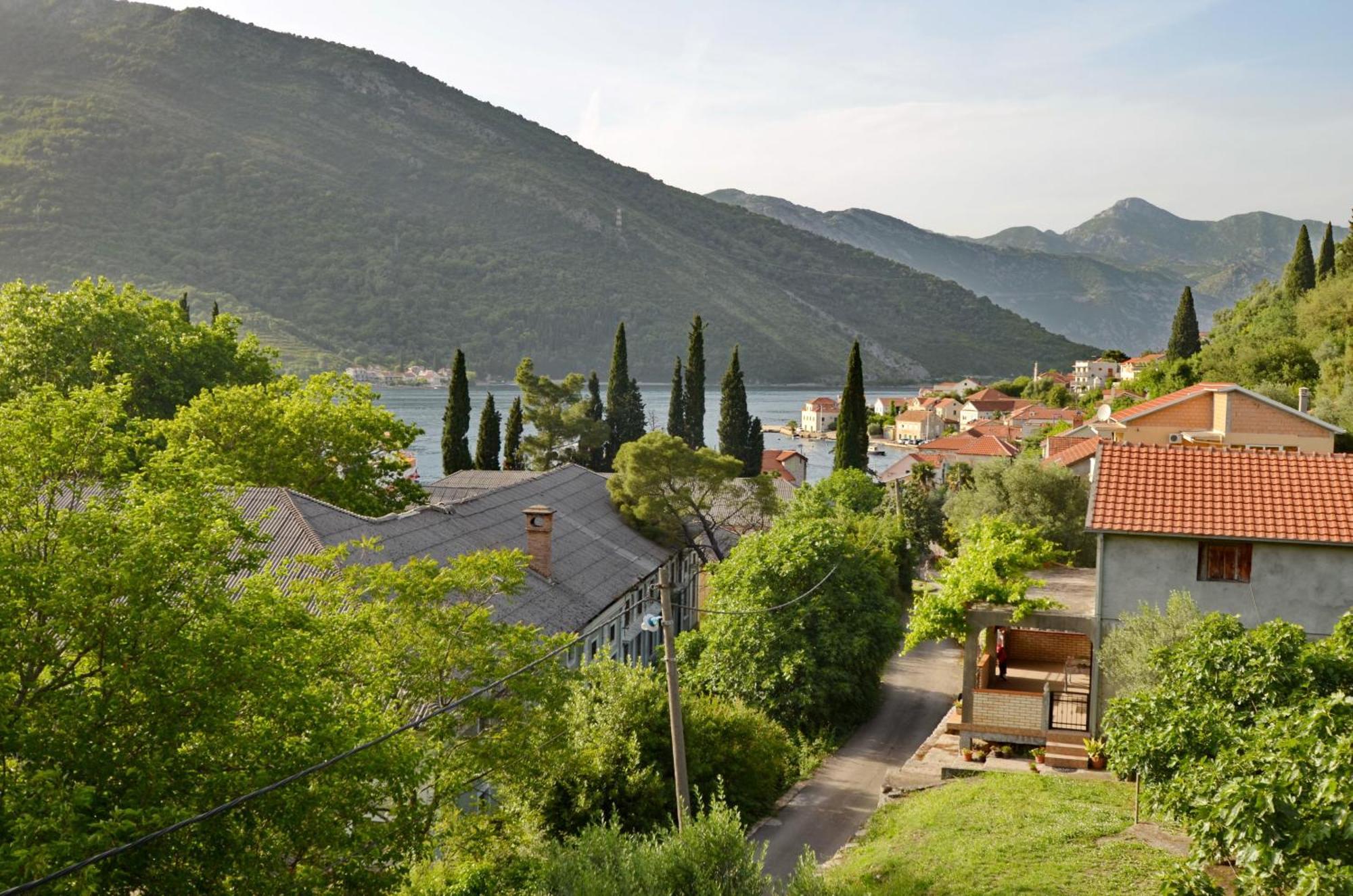 Apartments Dinko Zifra Tivat Exteriér fotografie