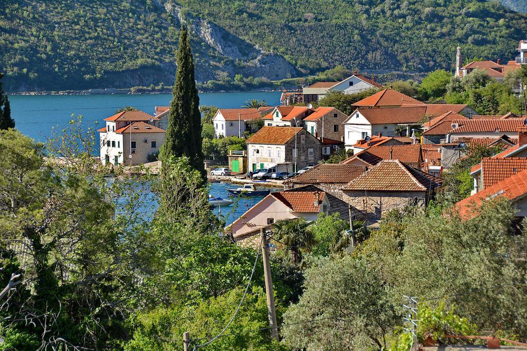 Apartments Dinko Zifra Tivat Exteriér fotografie