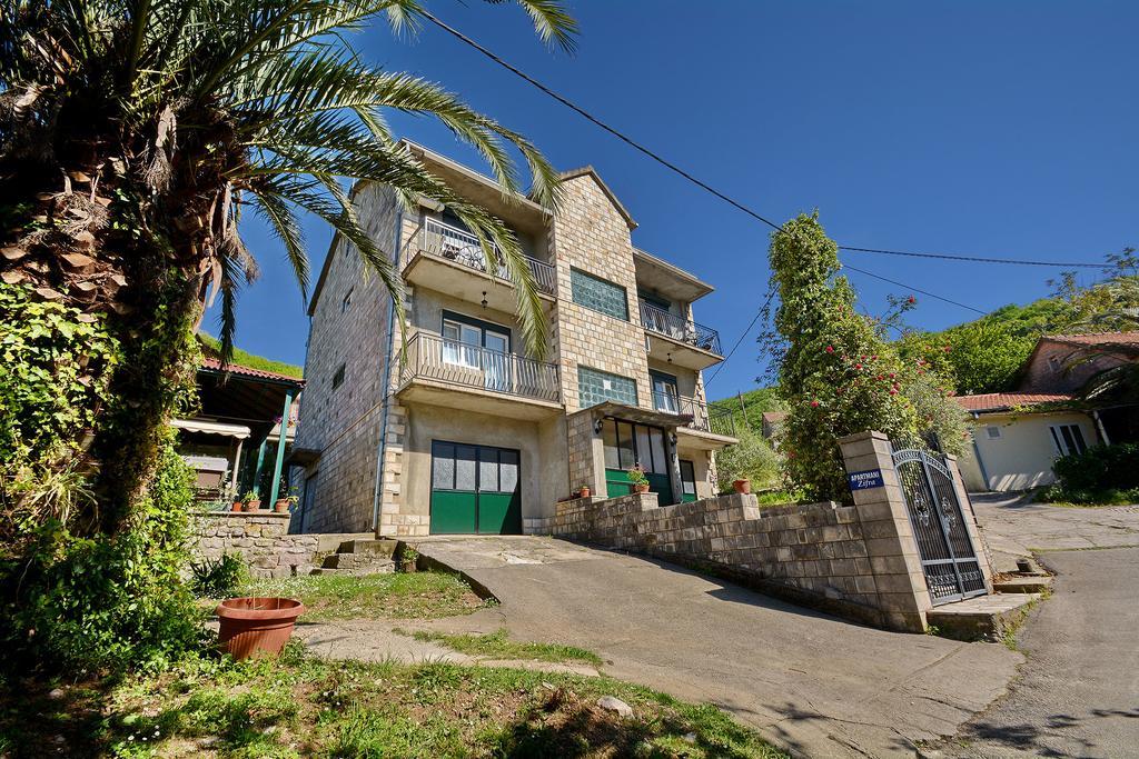 Apartments Dinko Zifra Tivat Exteriér fotografie